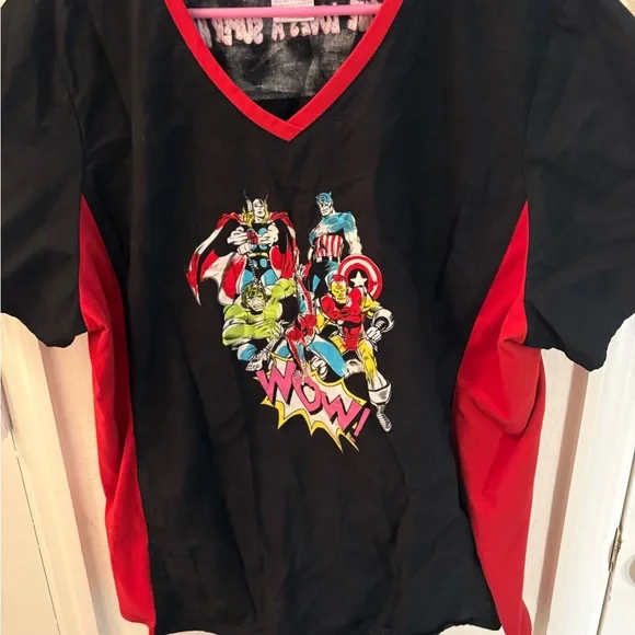Marvel Superhero Scrub Top 2XL Black Red V-Neck Nurse Comic Graphic. EUC. - Picture 3 of 9